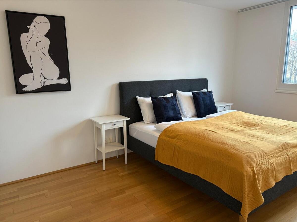 Apartment Between Old Danube And Danube Center - New, Quiet And Modern Wien
